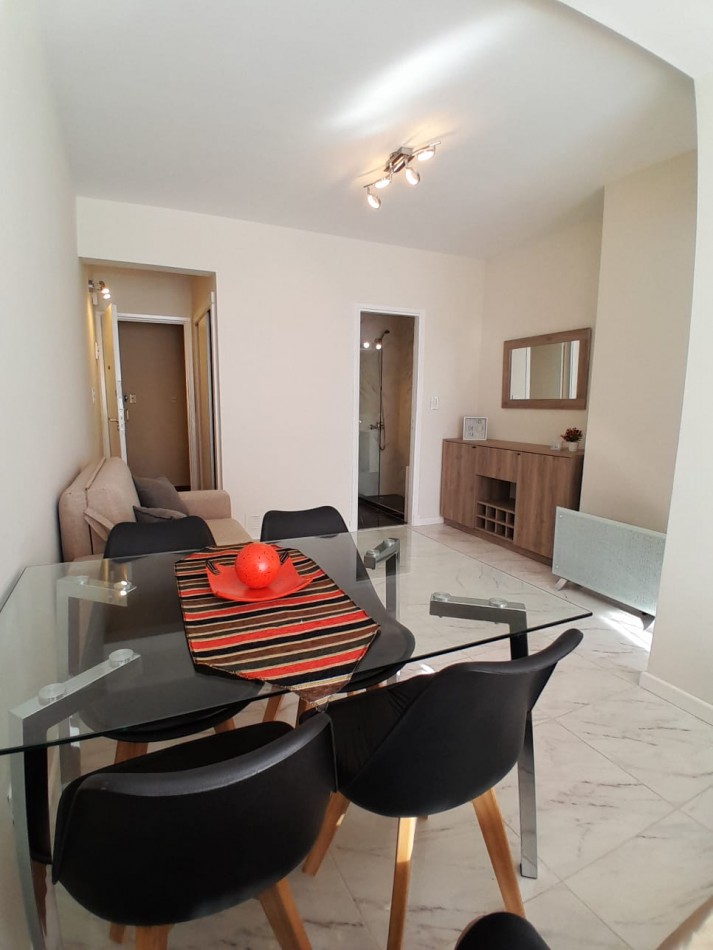 AMBIENTE EXTERNO CON BALCON. VENDIDO!!!!!!!