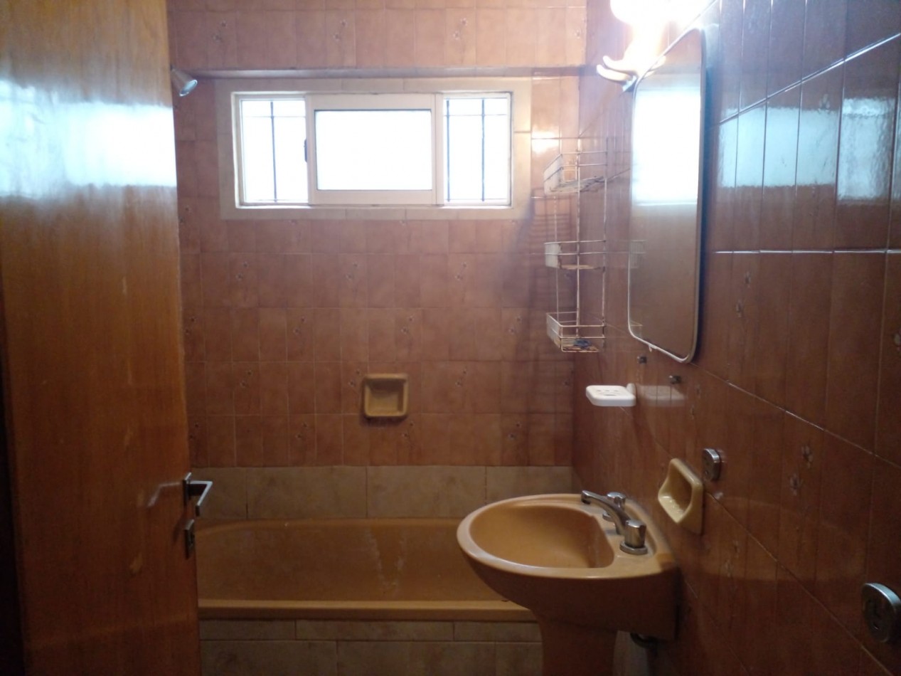 VENTA DEPARTAMENTO TRES AMBIENTES EXTERNO CON BALCON SALIENTE