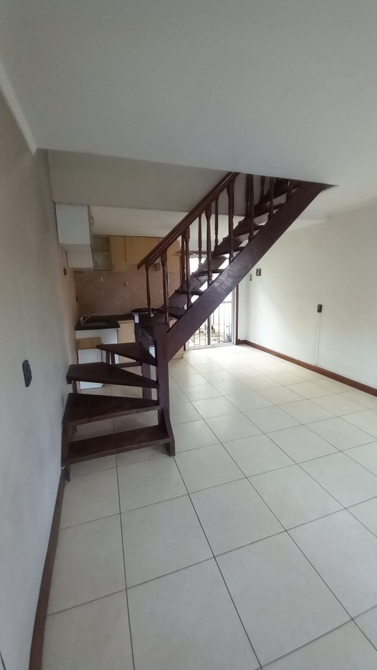 DUPLEX