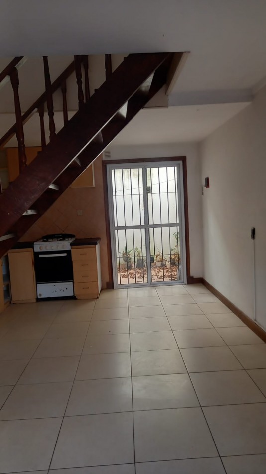 DUPLEX