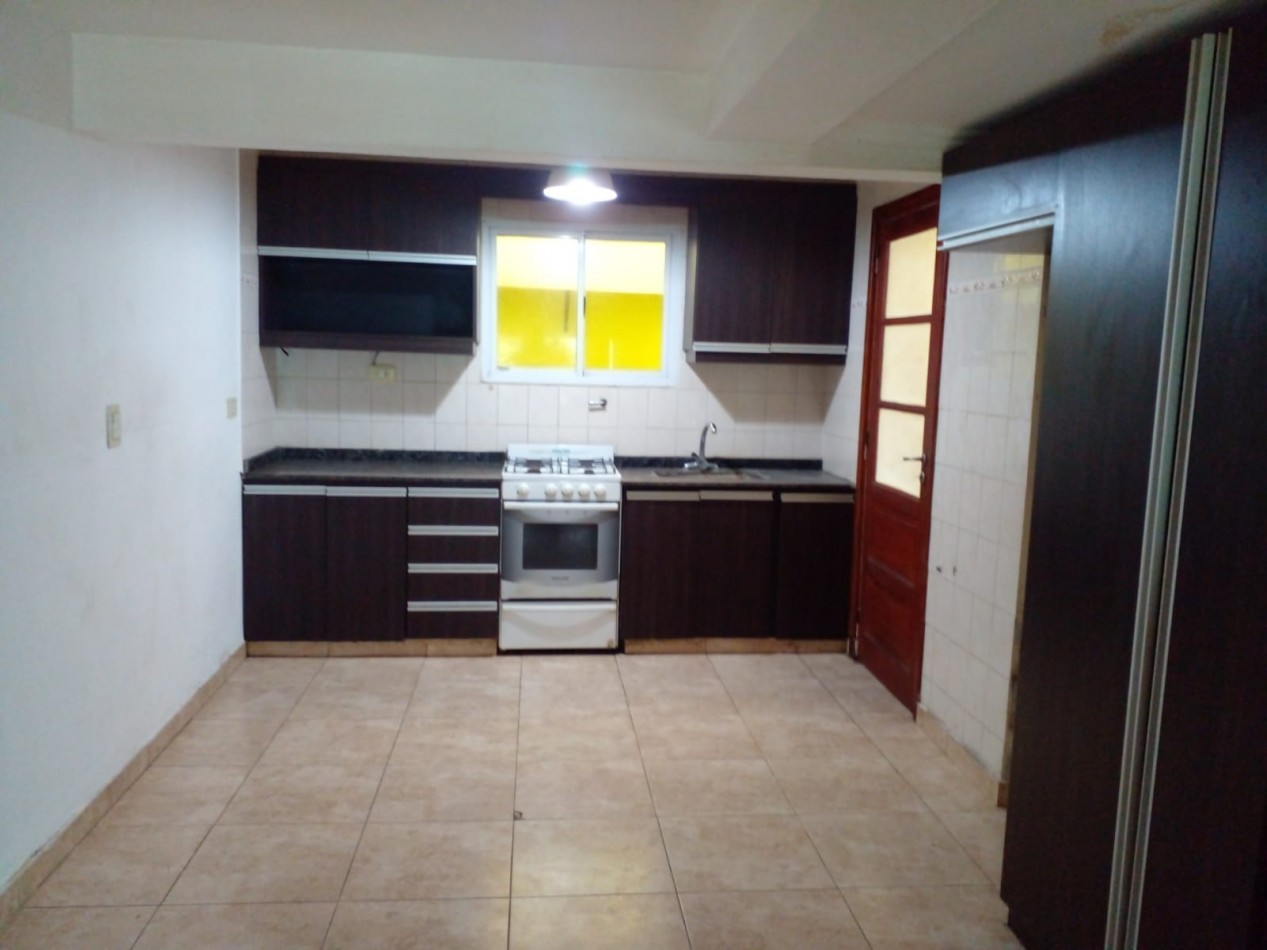 PH 3 AMBIENTES CON DEPENDENCIA