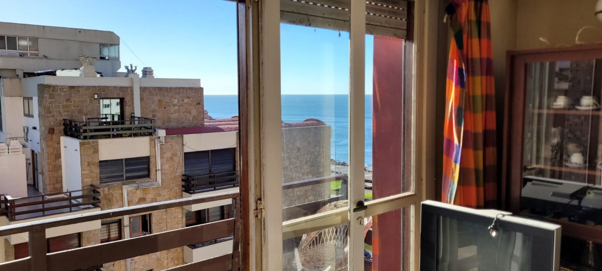 2 AMBIENTES CON COCHERA PROPIA.VISTA AL MAR
