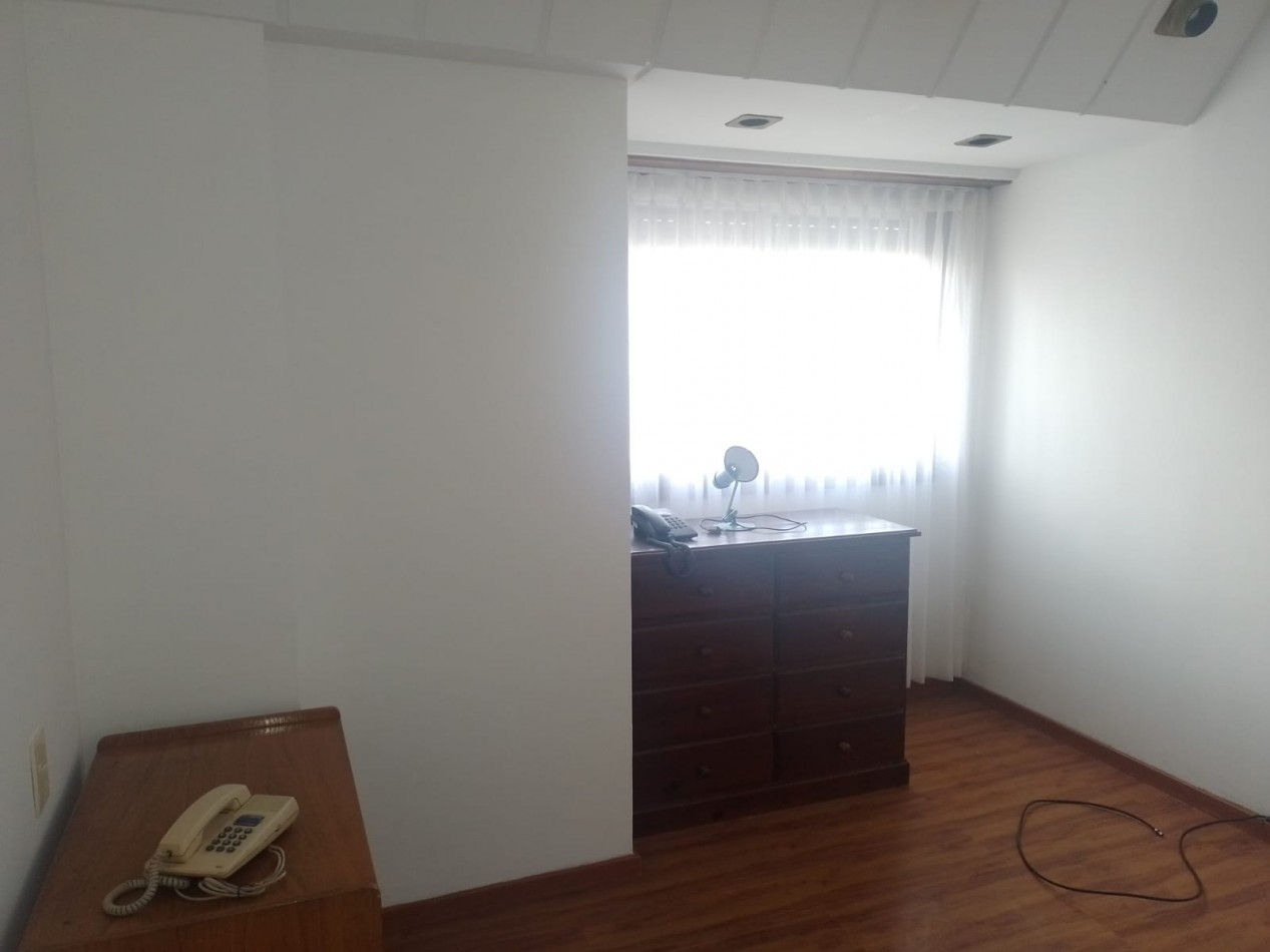 DEPARTAMENTO 3 AMBIENTES EXTERNO CON COCHERA CUBIERTA